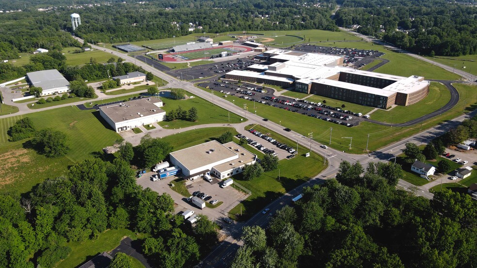 1195 Clough Pike, Amelia, OH for lease - Building Photo - Image 3 of 6