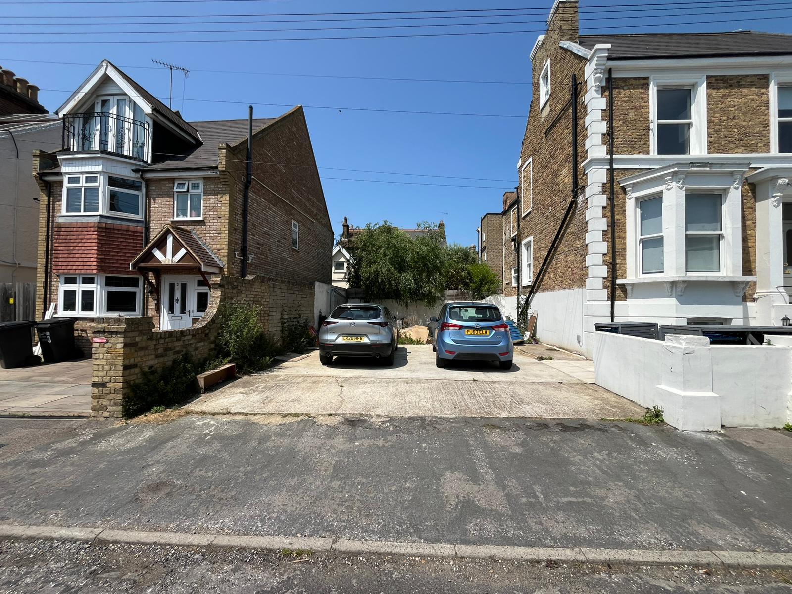 1A Carlton Avenue, Ramsgate for sale Primary Photo- Image 1 of 5