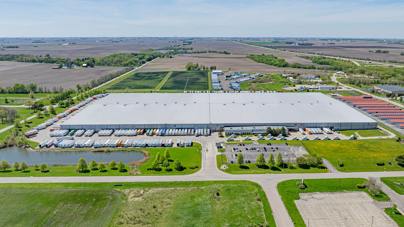 3095 Corporate Dr, Dekalb, IL for lease Building Photo- Image 1 of 7
