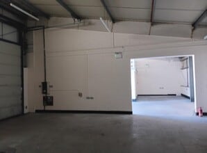 Crown Ave, Tredegar à louer Photo intérieure- Image 1 de 5