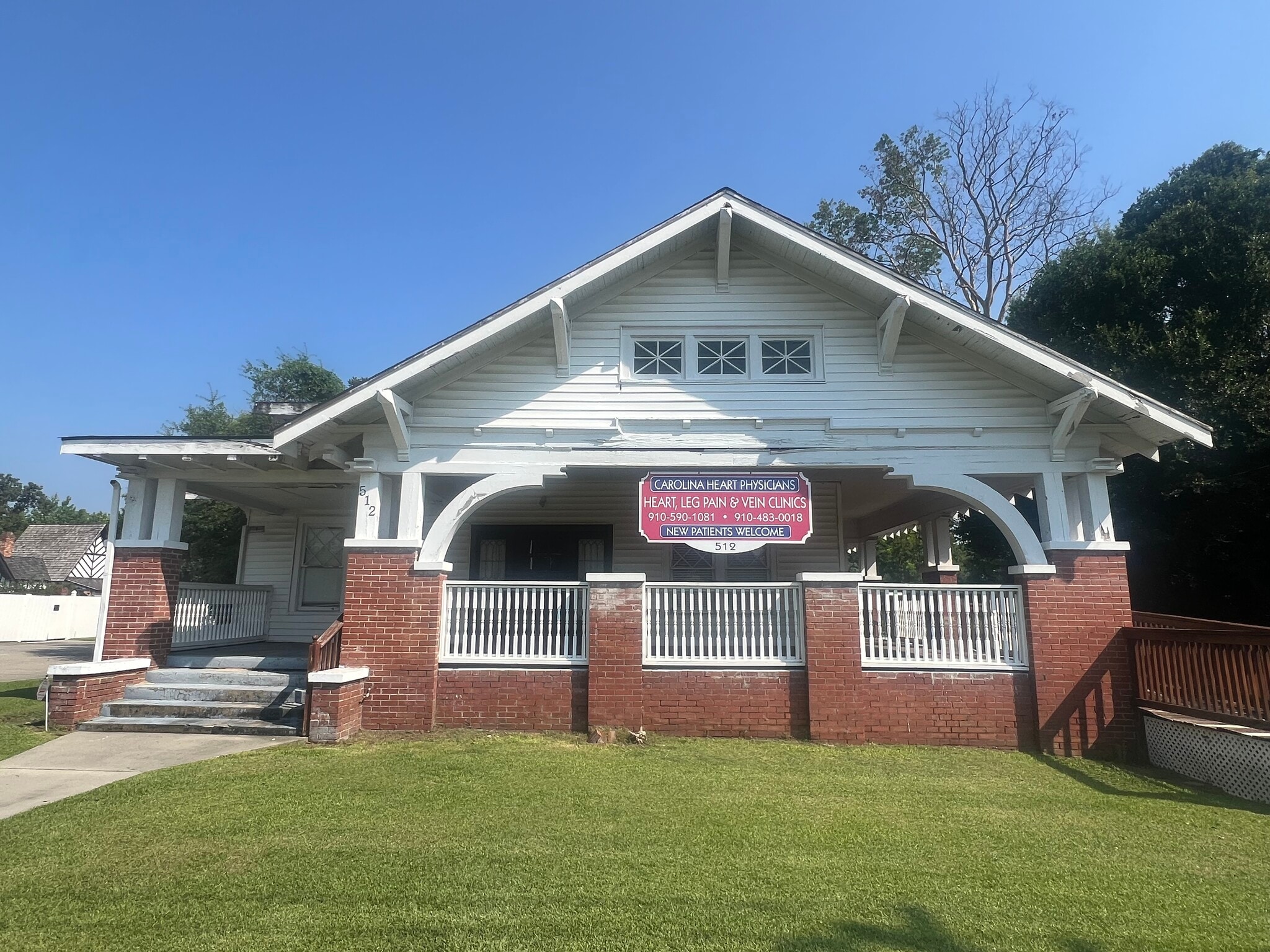 512 Sunset Ave, Clinton, NC for sale Primary Photo- Image 1 of 14