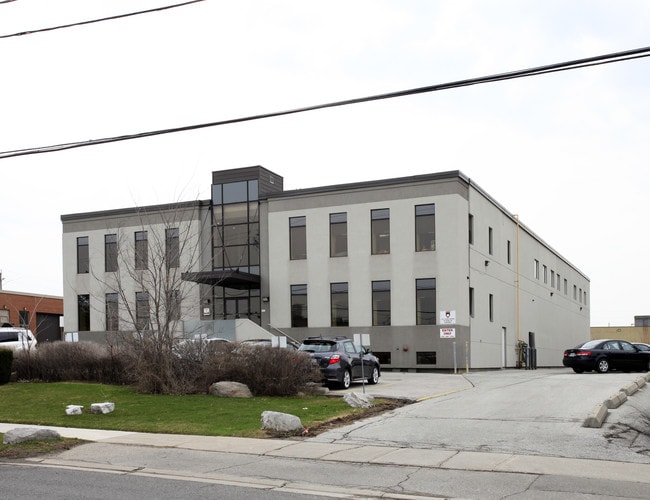 Plus de détails pour 675 Garyray Dr, Toronto, ON - Bureau à louer