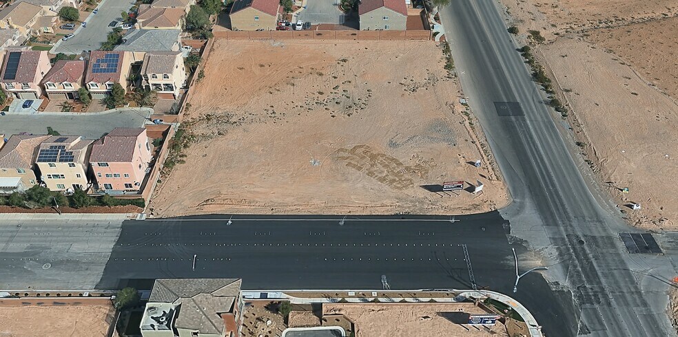 Decatur Blvd, Las Vegas, NV à vendre - Photo du bâtiment - Image 3 de 7