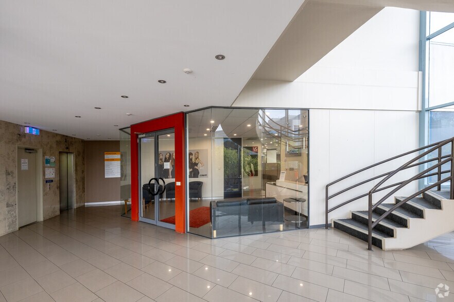 18 Rodborough Rd, Frenchs Forest à louer - Photo intérieure - Image 2 de 7