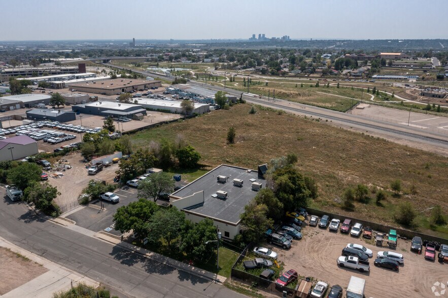 Westminster Station, Westminster, CO à vendre - Photo du bâtiment - Image 2 de 2