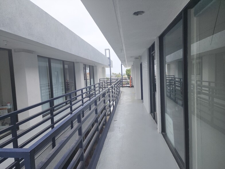 901 N Pacific Coast Hwy, Redondo Beach, CA for lease - Building Photo - Image 2 of 27