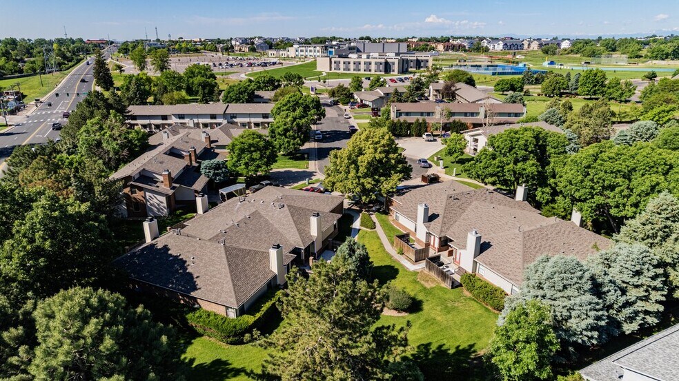 2162 35th Avenue Ct, Greeley, CO à vendre - Photo du bâtiment - Image 3 de 49