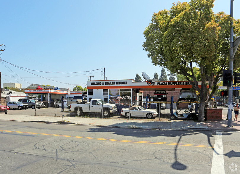 237 W Chapman Ave, Orange, CA for lease - Building Photo - Image 3 of 15