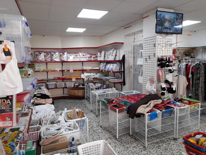 Retail in Cáceres, Cáceres for lease - Interior Photo - Image 3 of 18
