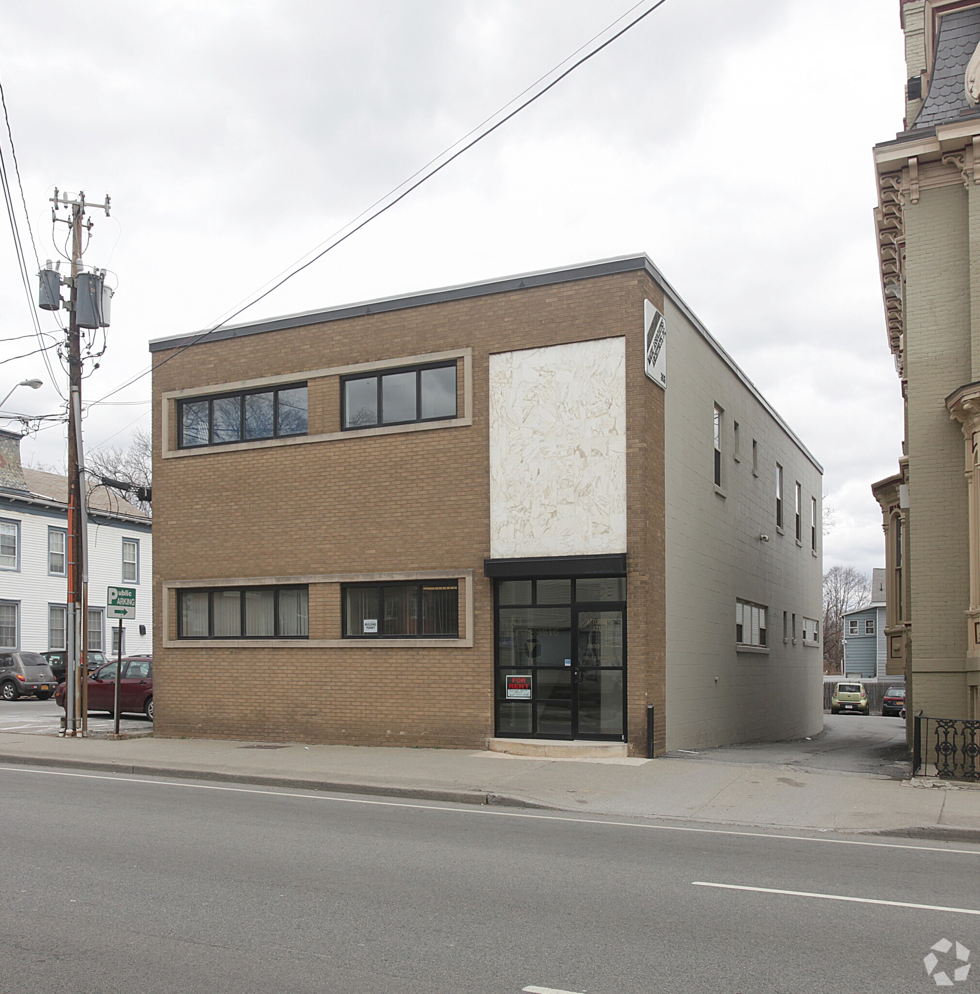 303 Mill St, Poughkeepsie, NY for lease Primary Photo- Image 1 of 35