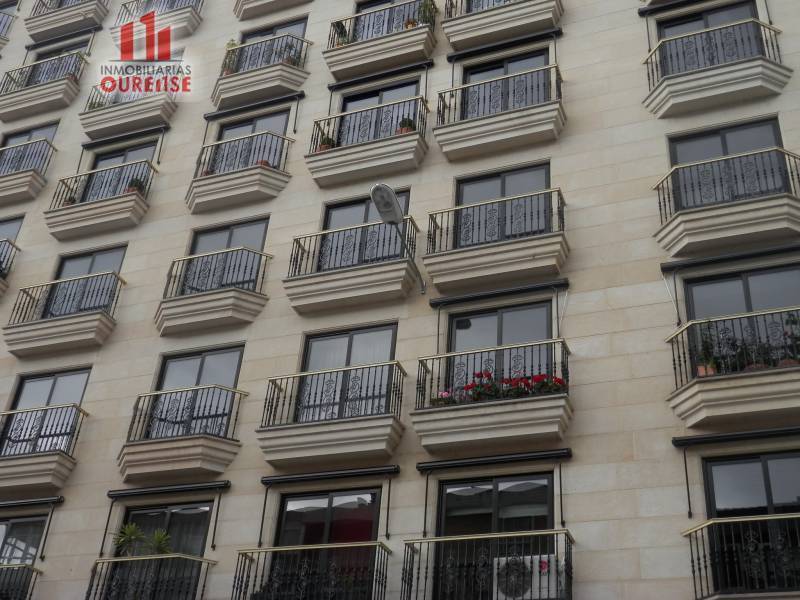 Commerce de détail dans Ourense, Orense à louer Photo du bâtiment- Image 1 de 2