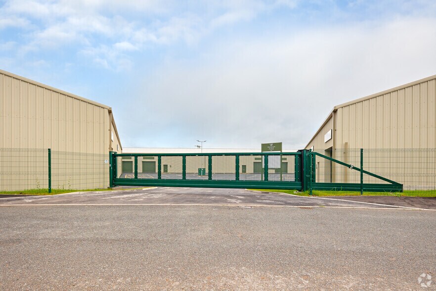 Wharton Place, Gainsborough for lease - Building Photo - Image 3 of 4