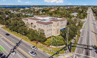 Plus de détails pour 1701 Highway A1A, Vero Beach, FL - Bureau à vendre