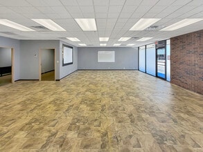 907 Rivergate Pky, Goodlettsville, TN for lease Interior Photo- Image 1 of 3