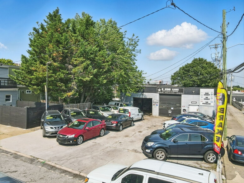 303 S Eaton St, Baltimore, MD for sale - Building Photo - Image 3 of 33