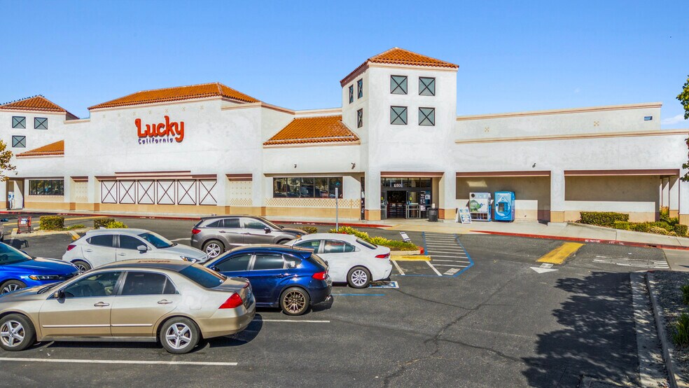 1133 Old County Rd, San Carlos, CA à vendre - Photo du bâtiment - Image 3 de 6