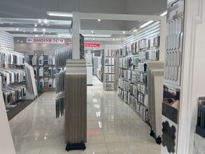 1711-1759 N Powerline Rd, Pompano Beach, FL for lease Interior Photo- Image 2 of 6