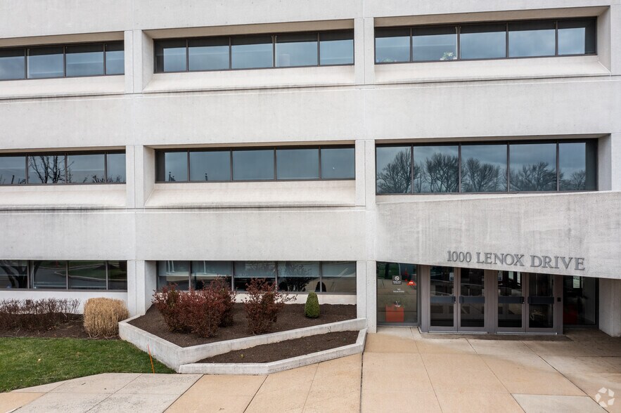 1000 Lenox Dr, Lawrenceville, NJ à louer - Photo du bâtiment - Image 3 de 6