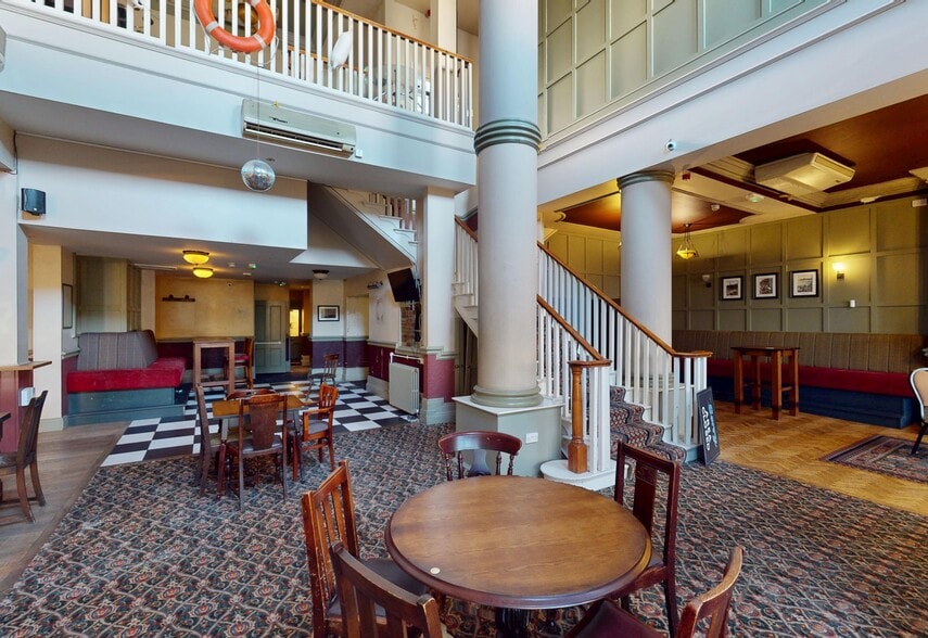 44-45 Promenade, Southport à vendre - Hall d’entrée - Image 2 de 8