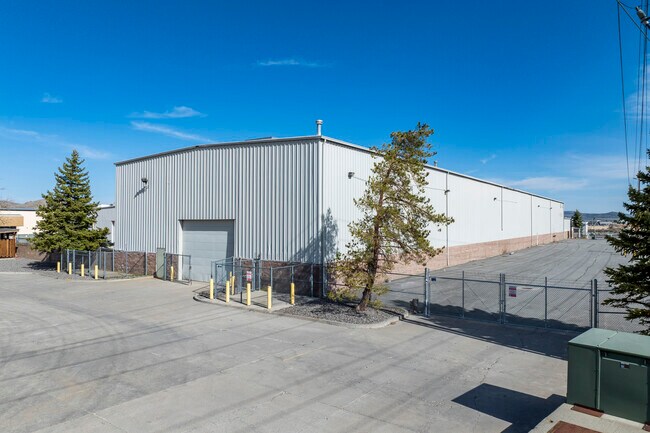 Plus de détails pour 14291 Lear Blvd, Reno, NV - Industriel à louer
