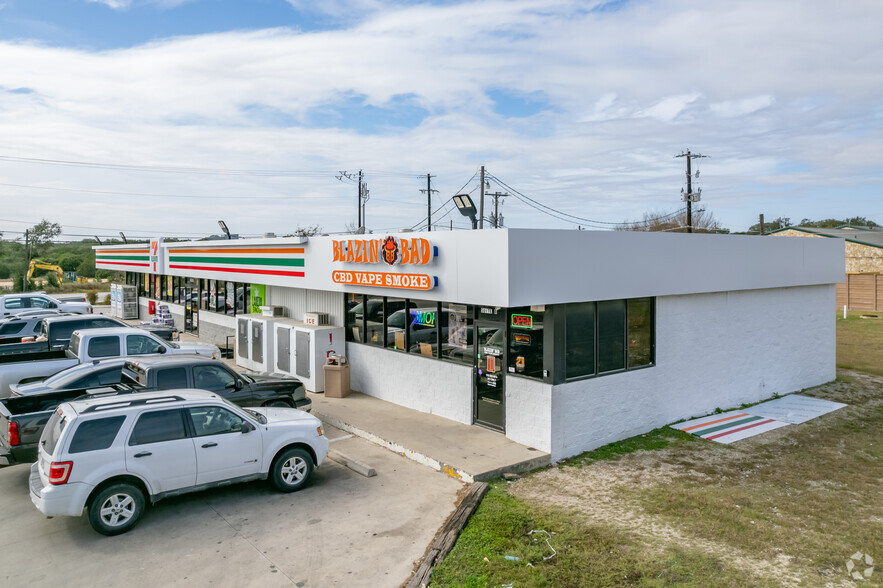 6200 Jack C Hays Trl, Kyle, TX for sale - Primary Photo - Image 1 of 1