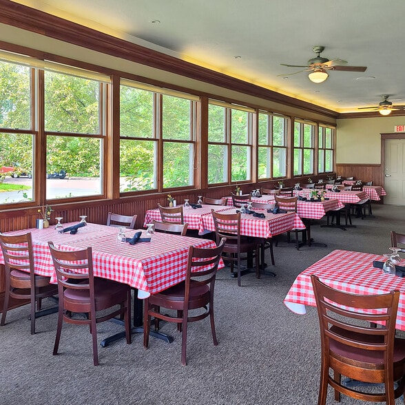 751 Bell St, La Pointe, WI for lease - Interior Photo - Image 3 of 10