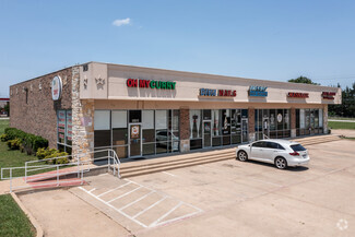 Plus de détails pour 909-911 E Davis St, Mesquite, TX - Vente au détail à louer