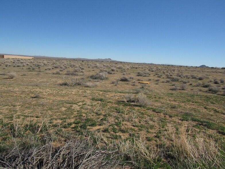 216-093-07-00-2 Orville Wright Ct, California City, CA for sale - Building Photo - Image 3 of 6