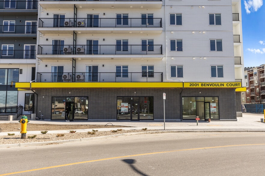 2241 Springfield rd, Kelowna, BC for lease - Building Photo - Image 3 of 23