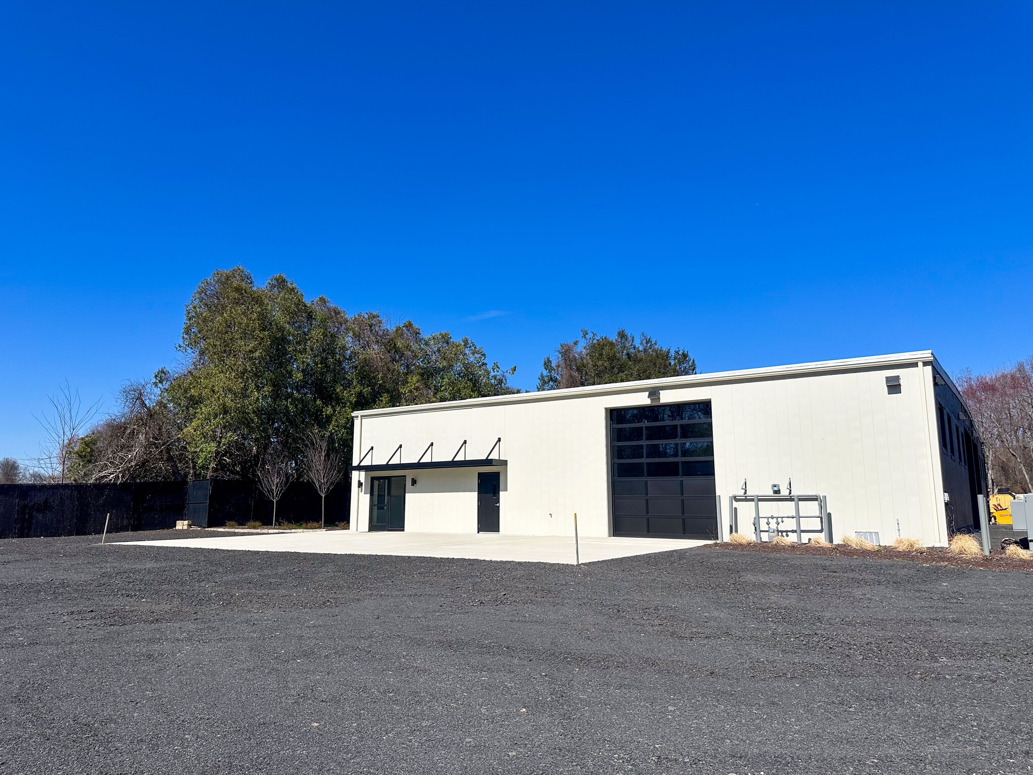 85 Pierson Ln, Windsor, CT for lease Interior Photo- Image 1 of 13