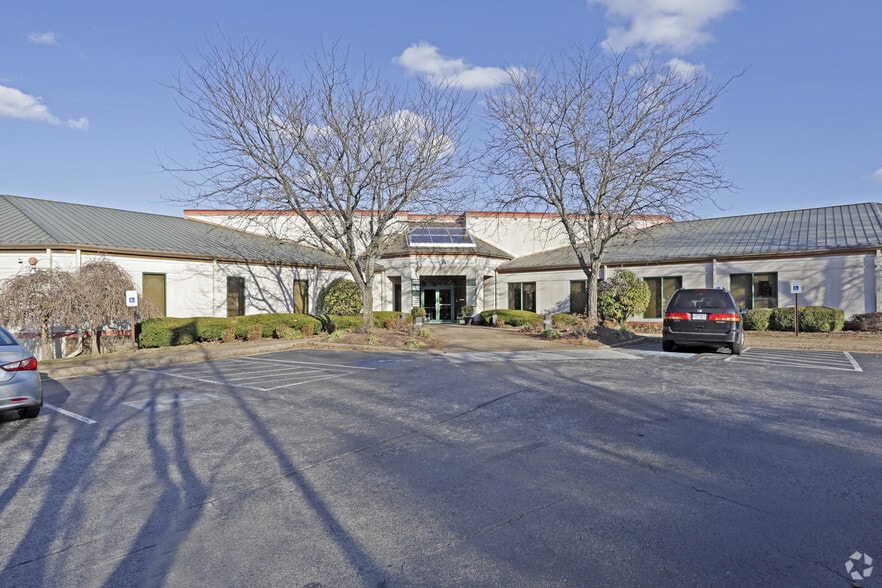 1801 Forest Hills Blvd, Bella Vista, AR for lease - Building Photo - Image 1 of 6