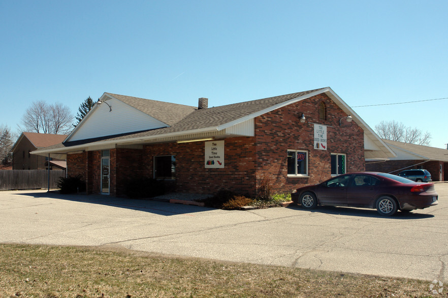 1305 Gratiot Blvd, Marysville, MI à vendre - Photo principale - Image 1 de 1