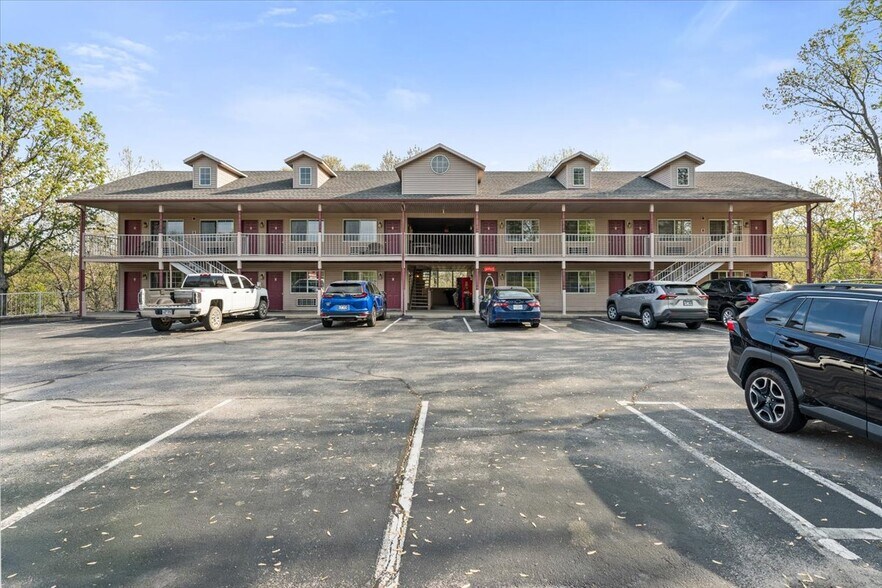 3043 E Van Buren, Eureka Springs, AR à vendre - Photo du bâtiment - Image 2 de 38