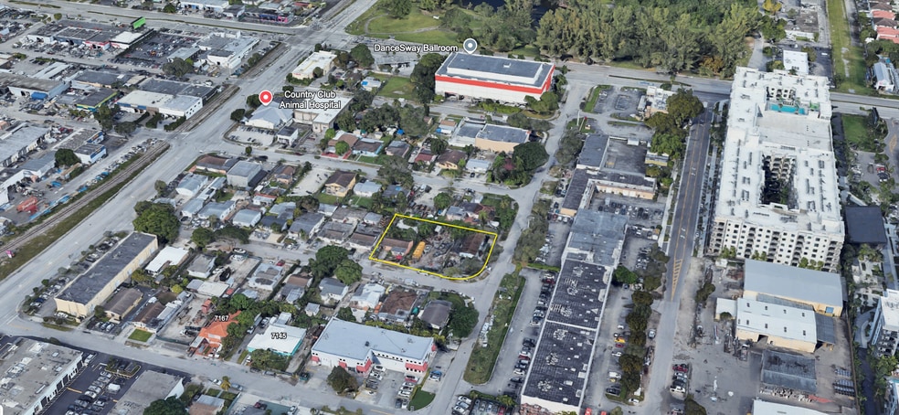4220 SW 71st Ave, Miami, FL for sale - Building Photo - Image 3 of 6