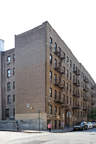 Plus de détails pour 72-82 Ellwood Street – Multi-résidentiel à vendre, New York, NY
