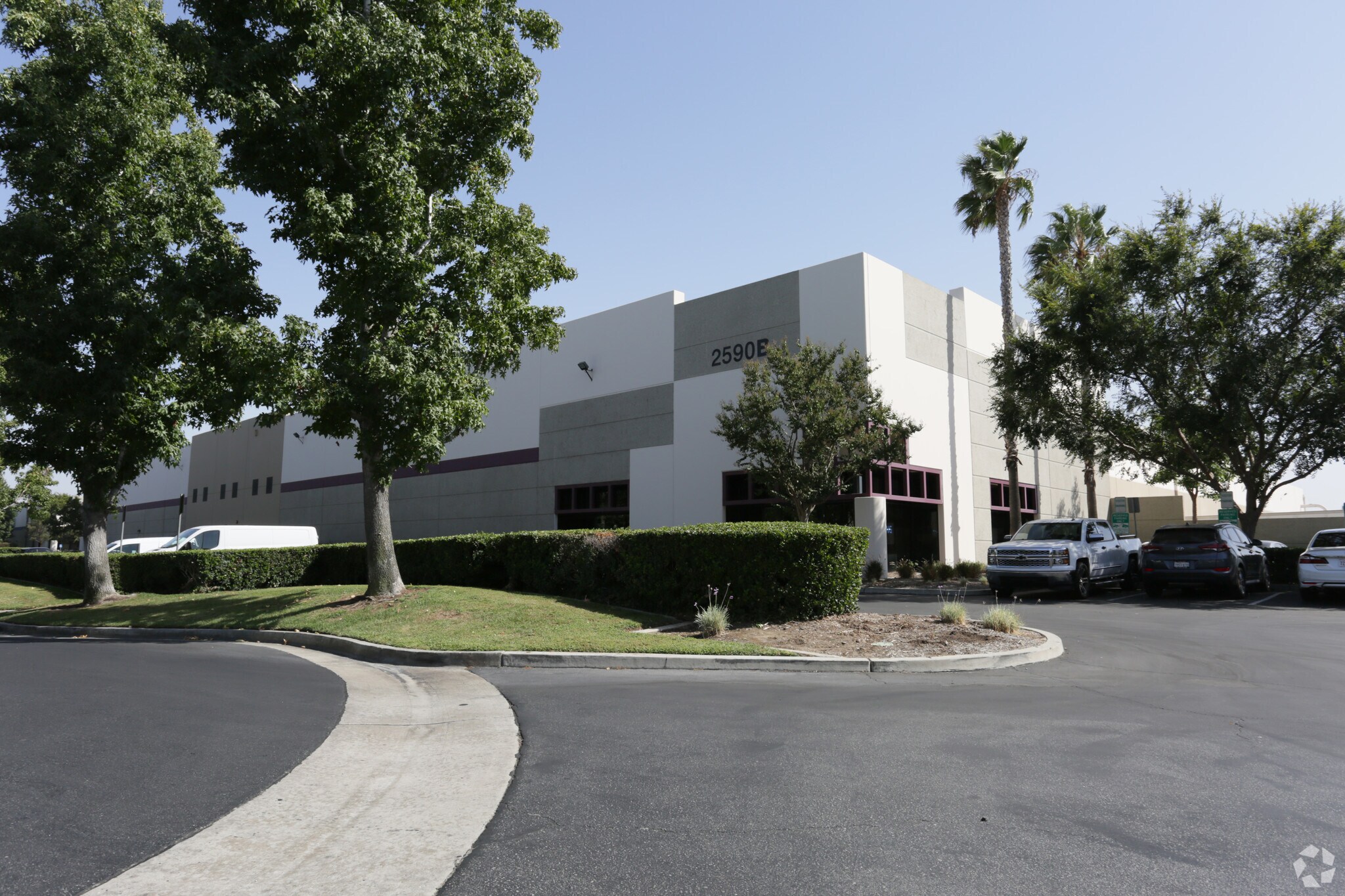 2590 E Lindsay Privado, Ontario, CA for lease Building Photo- Image 1 of 9
