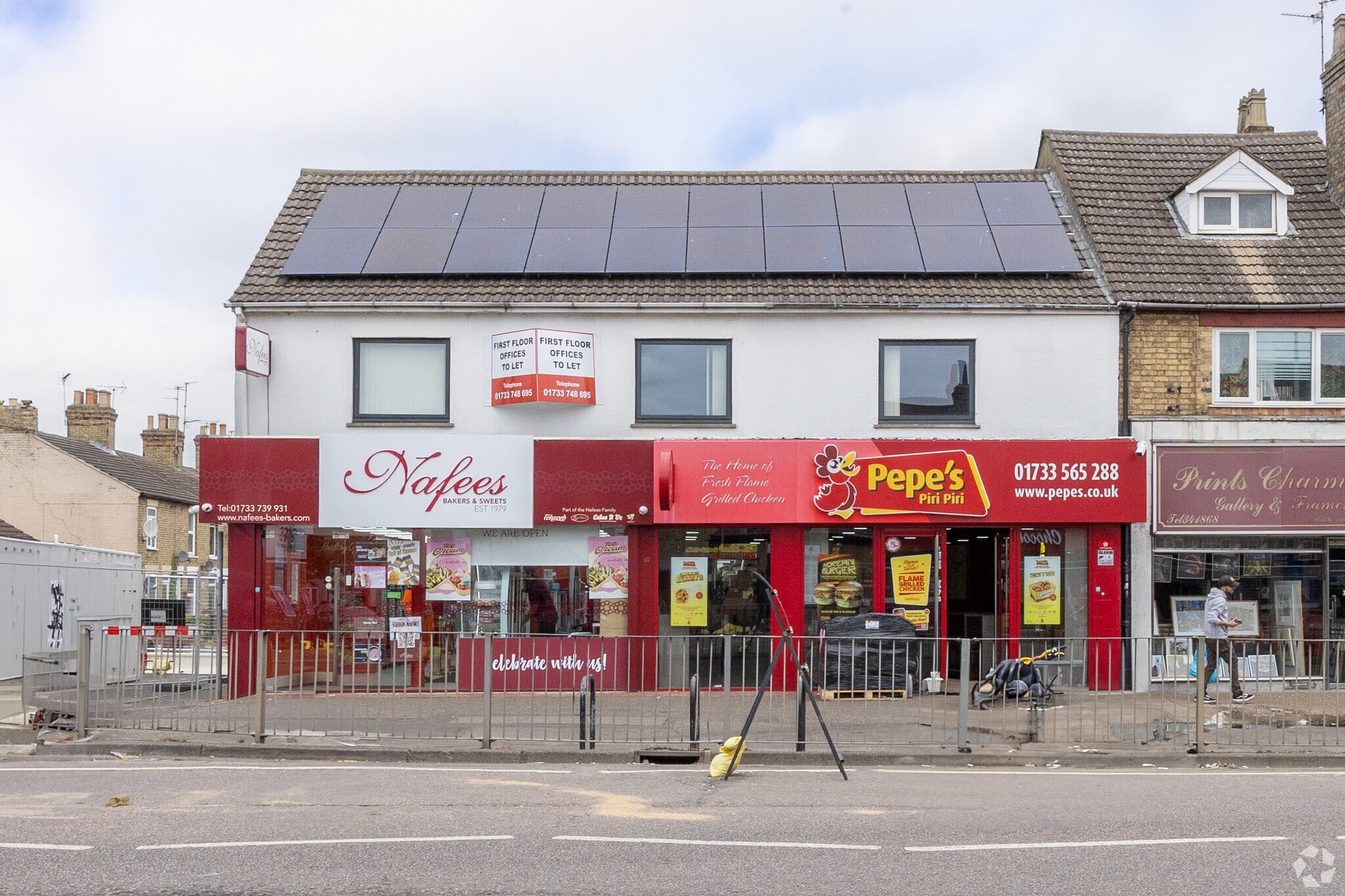 393 Lincoln Rd, Peterborough for lease Primary Photo- Image 1 of 2