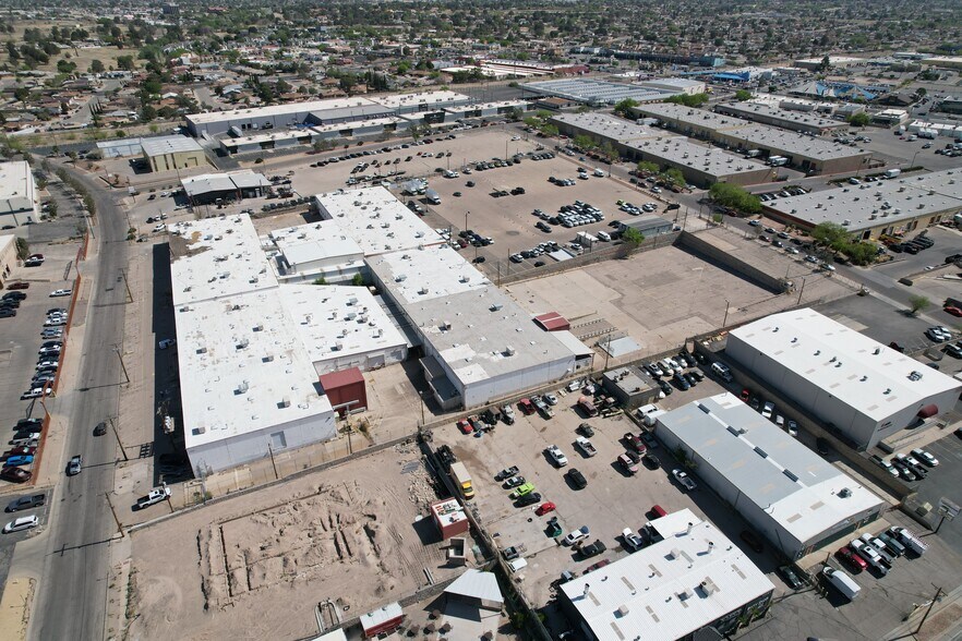 1430 Vanderbilt Dr, El Paso, TX à vendre - Photo du bâtiment - Image 3 de 21