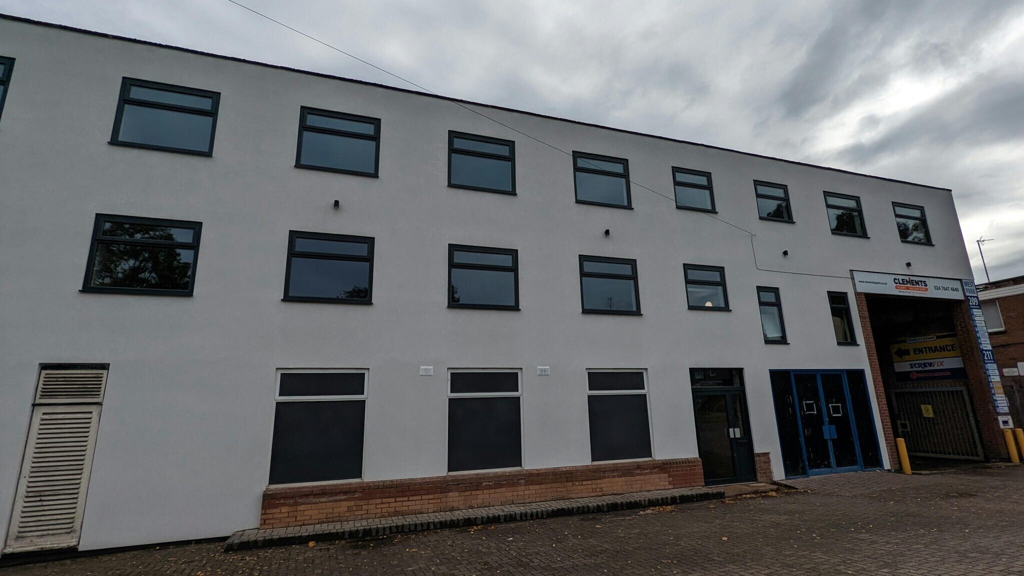 207-209 Torrington Ave, Coventry for lease Building Photo- Image 1 of 7