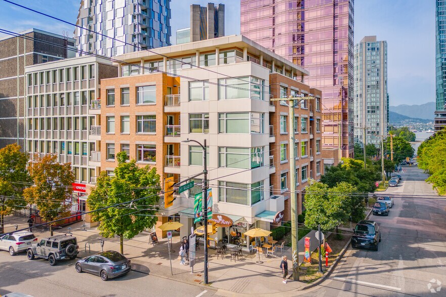 1505-1509 Robson St, Vancouver, BC for sale - Building Photo - Image 1 of 1