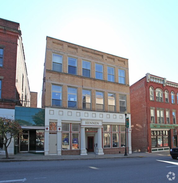 118 Adams St, Fairmont, WV à louer - Photo du bâtiment - Image 2 de 6