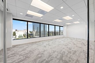 611 Anton Blvd, Costa Mesa, CA for lease Interior Photo- Image 2 of 12