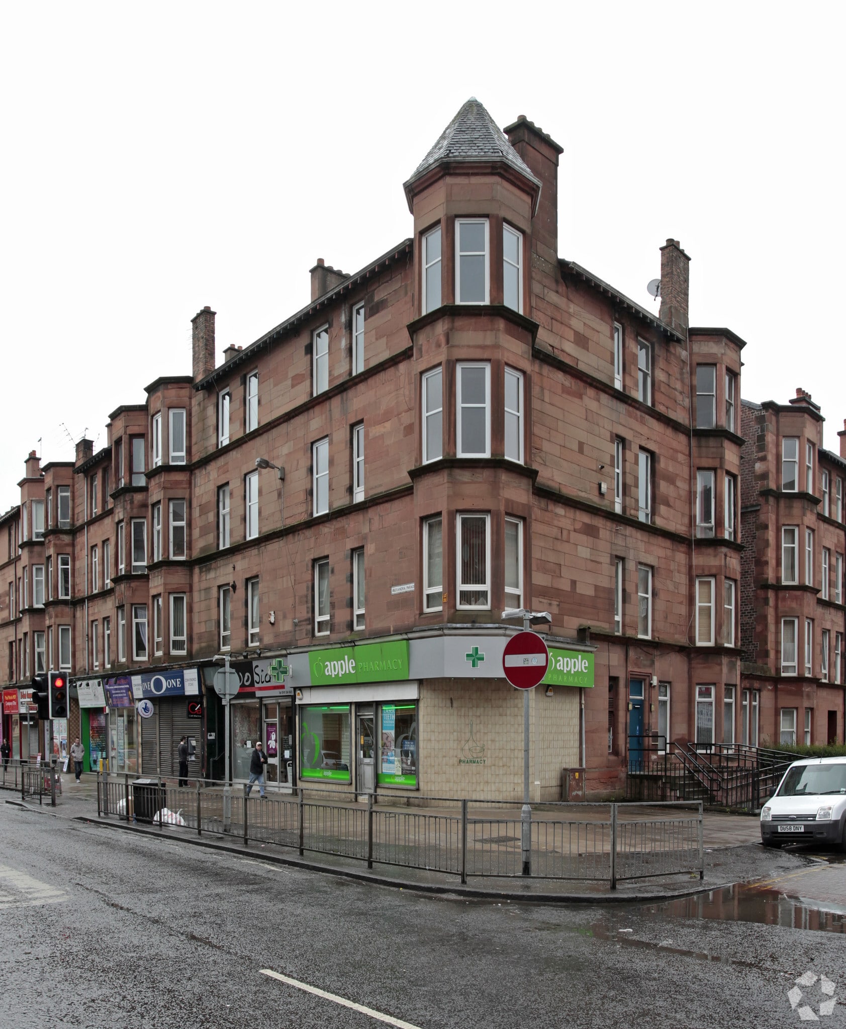 584-592 Alexandra Para, Glasgow for lease Primary Photo- Image 1 of 3