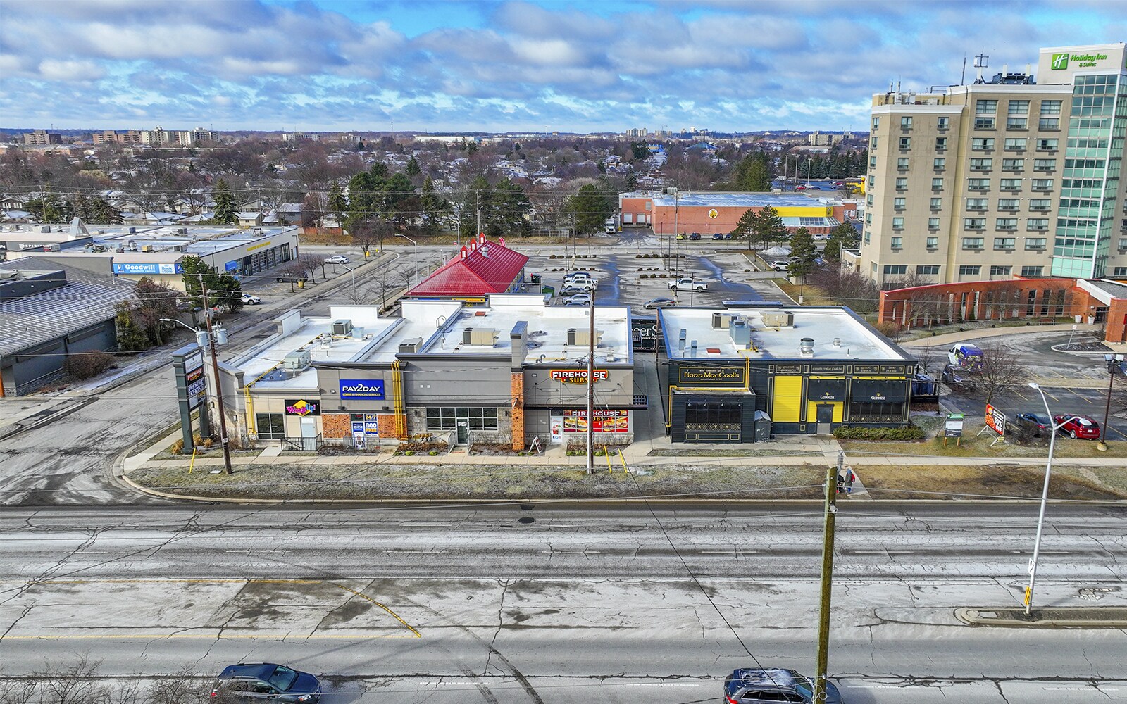 875 Wellington Rd, London, ON à vendre Photo du bâtiment- Image 1 de 1