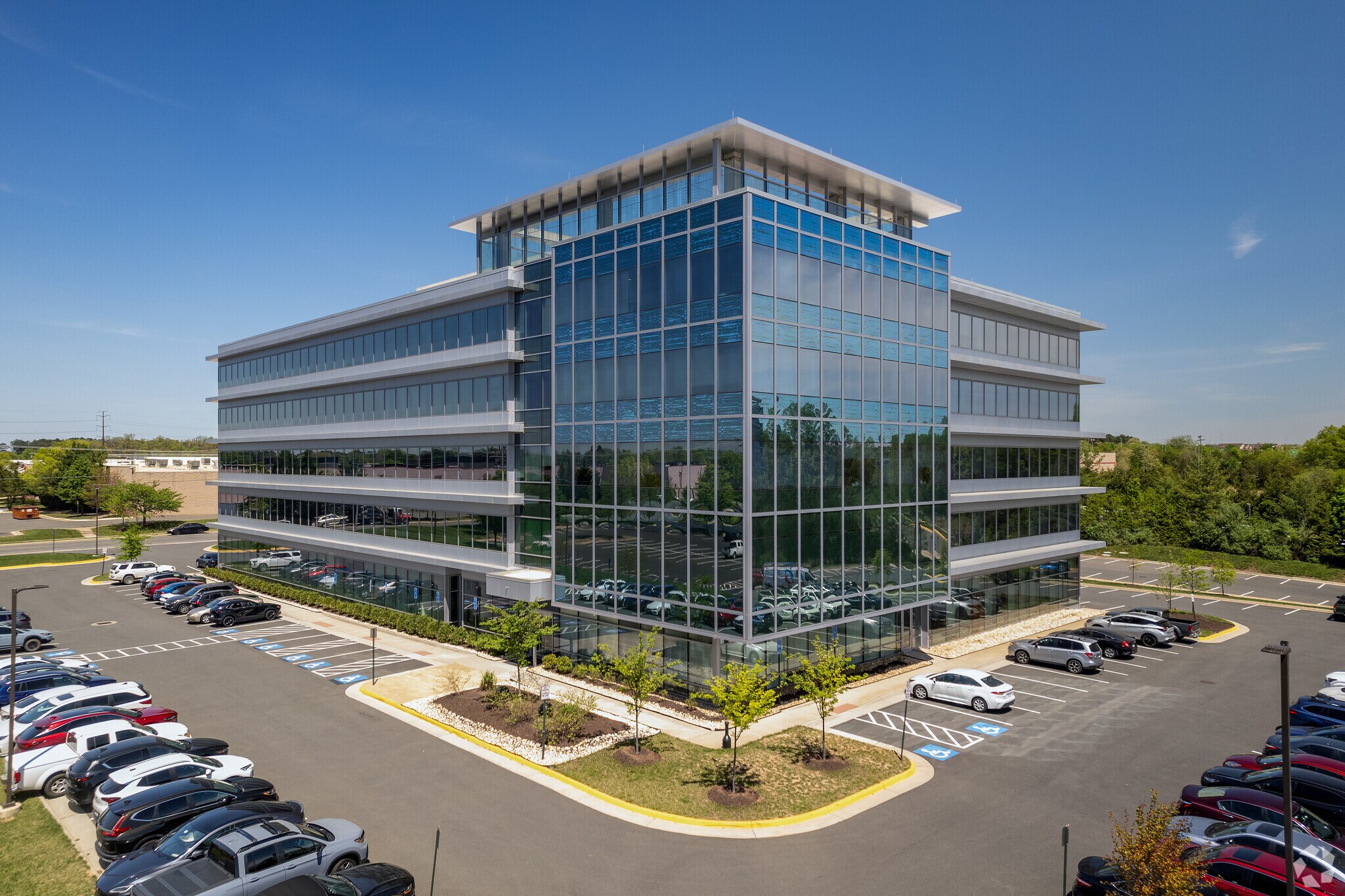 14401 Penrose Pl, Chantilly, VA for lease Primary Photo- Image 1 of 6