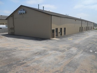 Plus de détails pour 1236-1248 Royal Dr, Papillion, NE - Industriel à louer