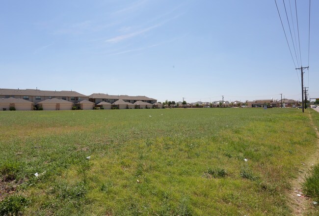 Plus de détails pour NE Corner of Ohio Dr. & McDermott Rd, Plano, TX - Terrain à vendre