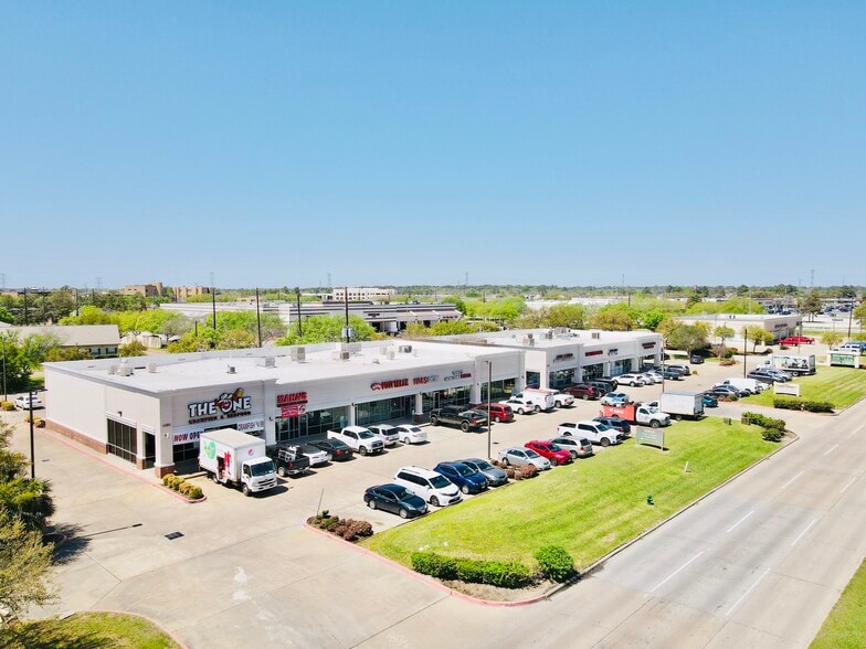 10511-10521 Jones Rd, Houston, TX for lease - Aerial - Image 3 of 4