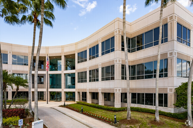 More details for 15550 Lightwave Dr, Clearwater, FL - Office for Lease