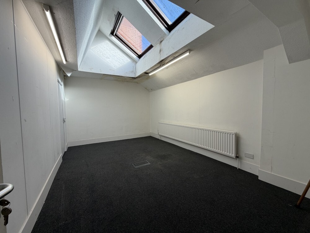 3-3A Theatre St, Preston for lease Interior Photo- Image 1 of 2